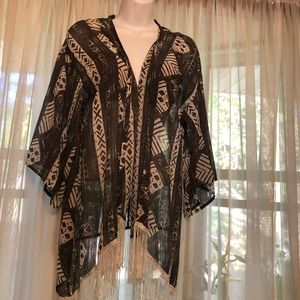 Hollister kimono - Gray With White Accents